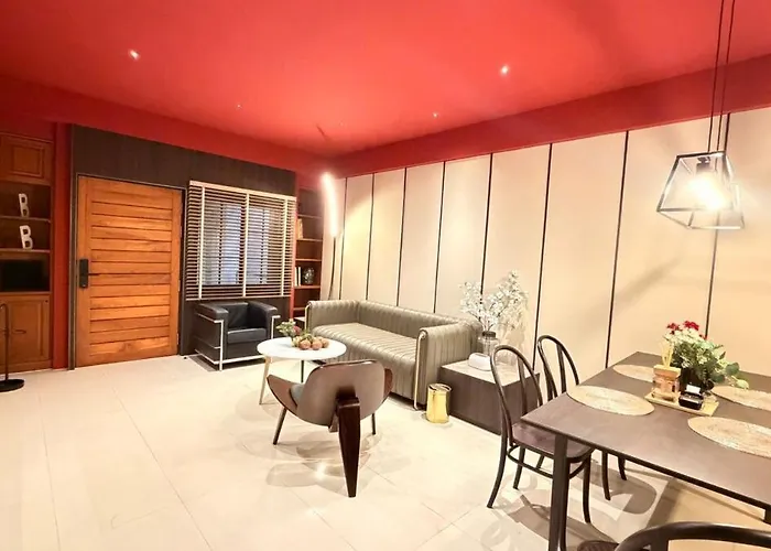Luxury Loft 3br Sleeps 10 Near Bts Silom 別墅 *