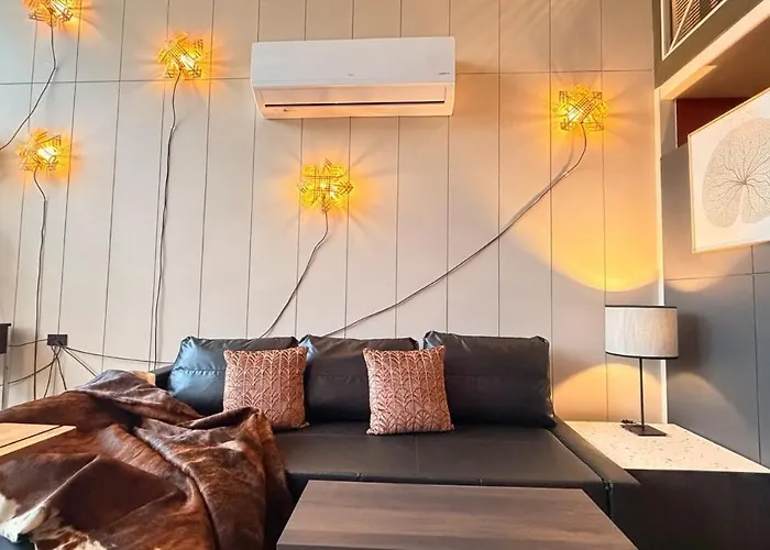 別墅 Luxury Loft 3br Sleeps 10 Near Bts Silom *