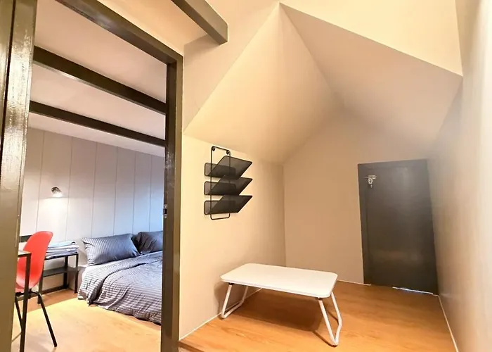 Luxury Loft 3br Sleeps 10 Near Bts Silom 曼谷