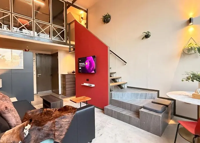 Luxury Loft 3br Sleeps 10 Near Bts Silom 別墅