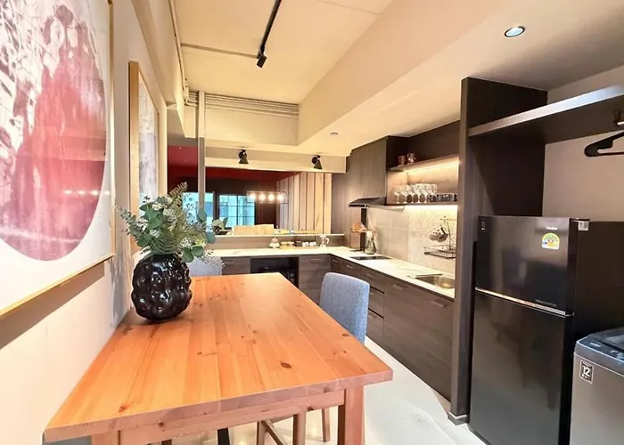 別墅 Luxury Loft 3br Sleeps 10 Near Bts Silom *