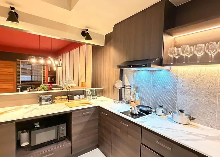 Luxury Loft 3br Sleeps 10 Near Bts Silom 曼谷