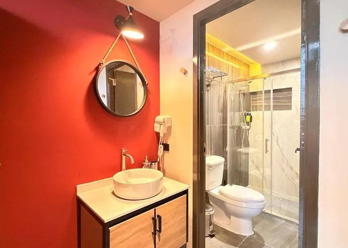 Luxury Loft 3br Sleeps 10 Near Bts Silom 別墅 *