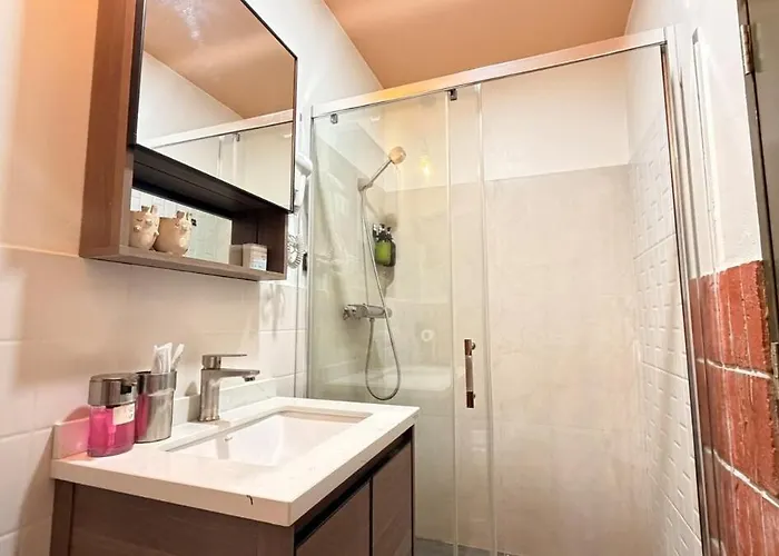 Luxury Loft 3br Sleeps 10 Near Bts Silom * 曼谷
